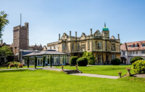 Bell Badminton School