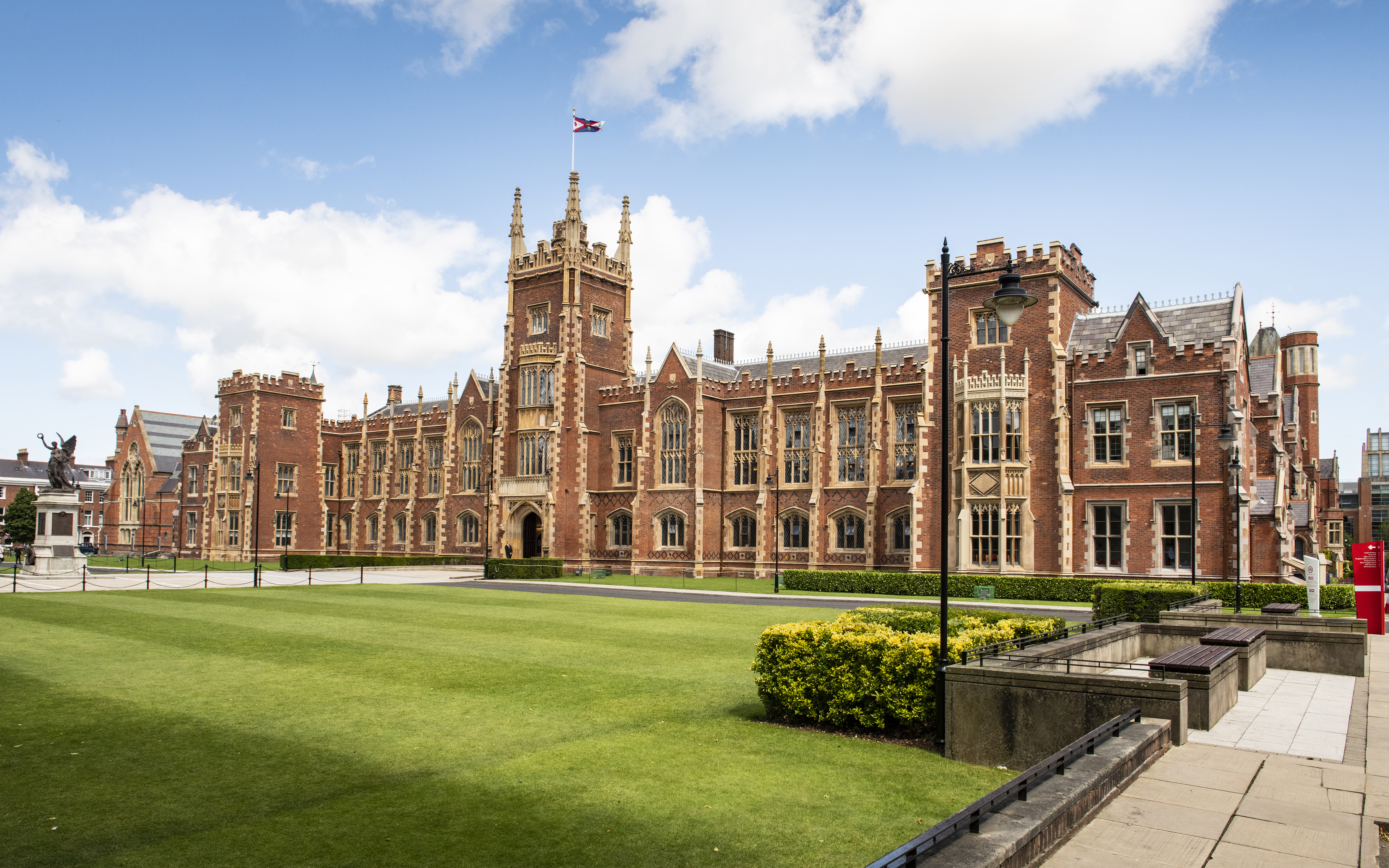 Queen's University Belfast (QUB) kampüsü